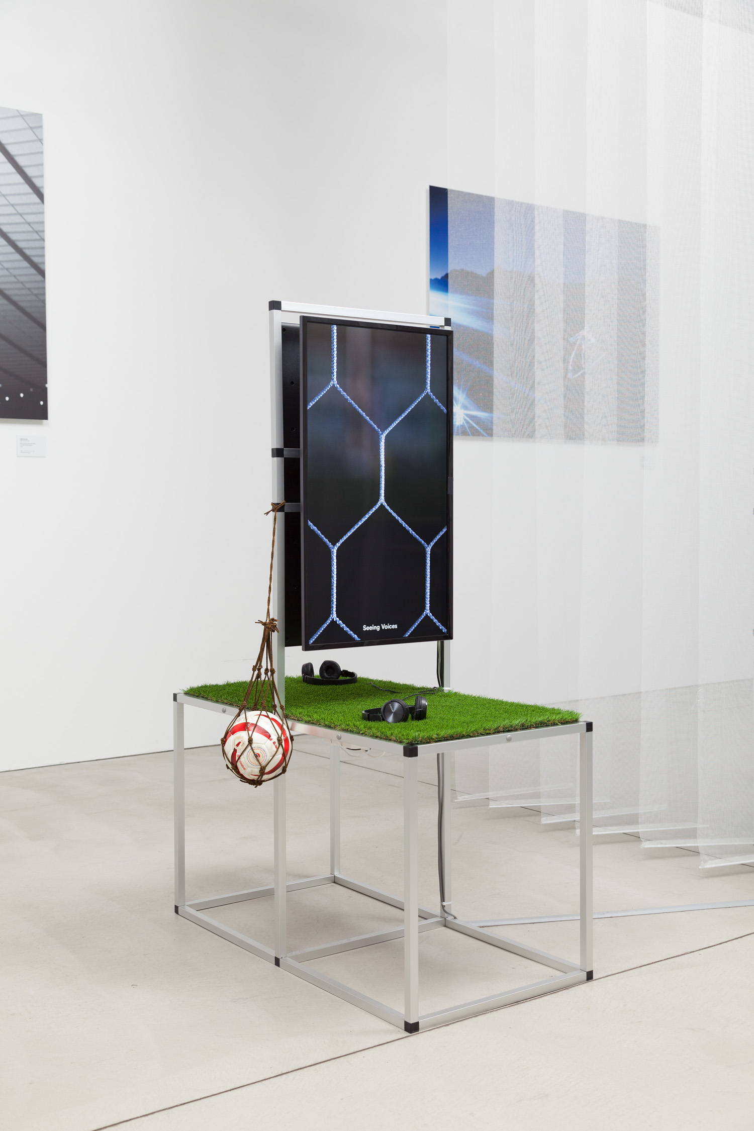 SeeingVoices_InstallationView_20170531_313-Edit.psd_w1500px_72ppi_q80_s-rgb_v01